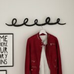 Κρεμάστρα μεταλλική μαύρη 22x5x94cm ed2033